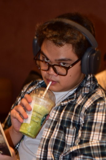 Gelo Manaloto profile