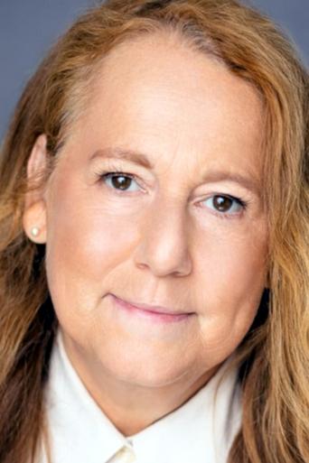 Julie Nalibov headshot