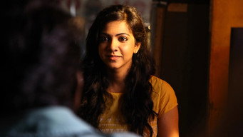 Kadhalum Kadanthu Pogum (2016)