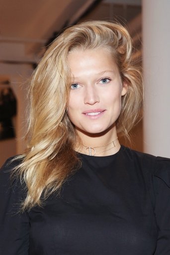 Image of Toni Garrn