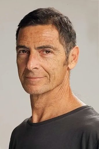 Image of Gustavo Garzón