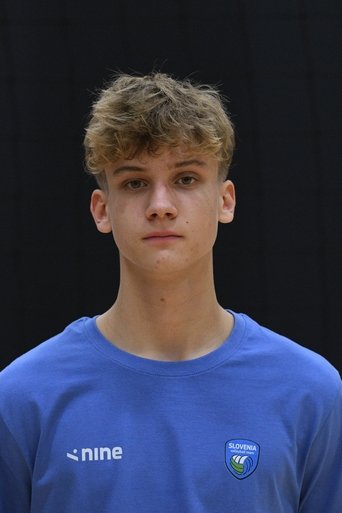 Maks Peštaj Zevnik headshot