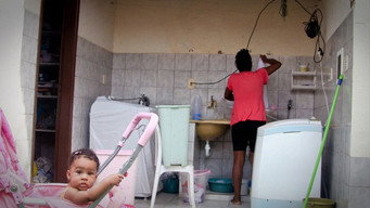 Housemaids (2012)