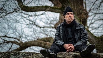 Sur la dalle (2024)
