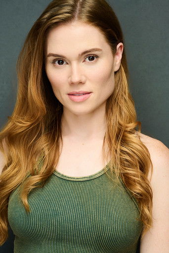 Danielle Titus headshot