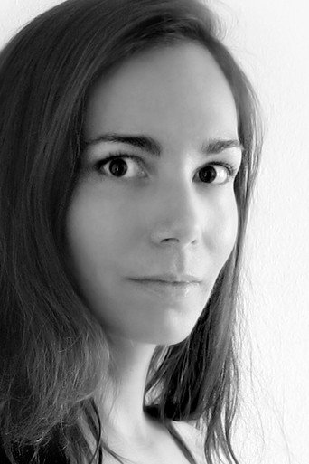 Isabelle Favezの人物画像 2