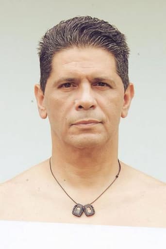 Image of Carlos Cruz