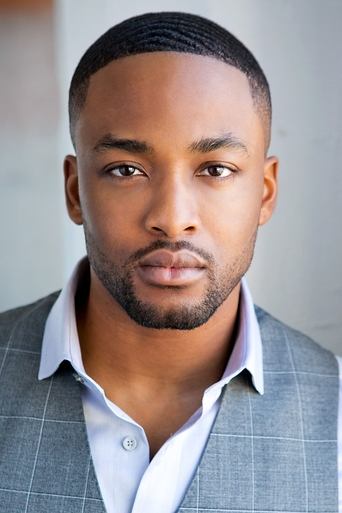 Collins Pennie headshot