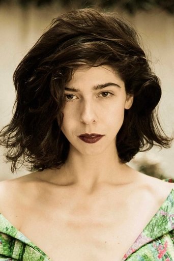 Julia de Castro headshot
