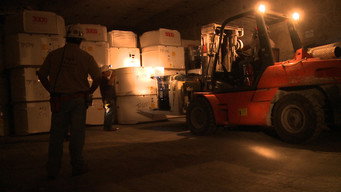 Containment media image