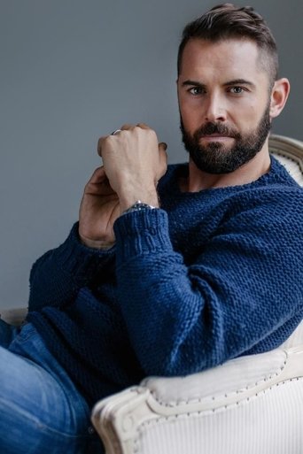 Image of Daniel MacPherson