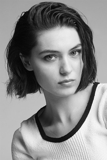 Anamaria Vartolomei — photo 14