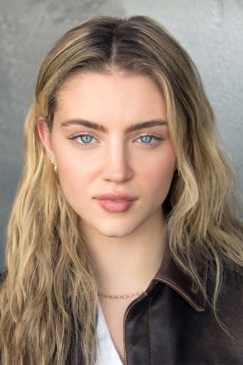 Daisy Jelley headshot