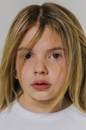 Noah Casas headshot