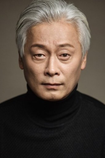 Image of Lee Hwang-ui