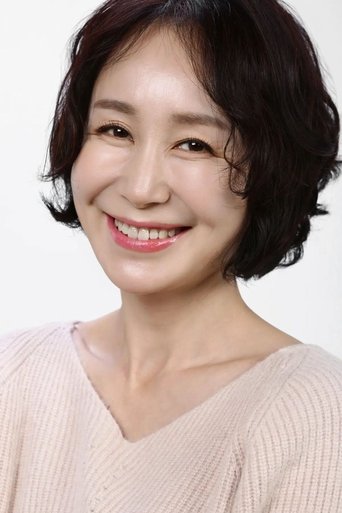 Image of Jung Yoon-seo