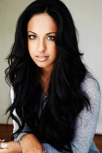 Yasmin Kassim headshot