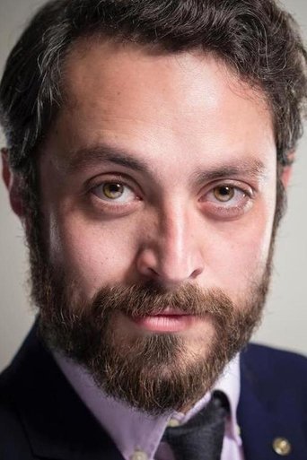Nicholas Lupu headshot