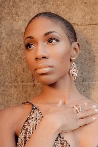 Jazmia Battle headshot