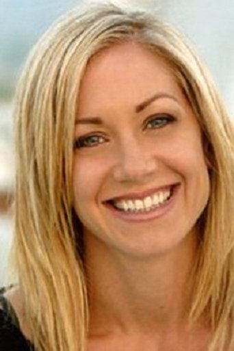 Lilli Lavine headshot