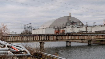 Inside Chernobyl with Ben Fogle (2021)