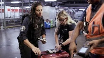 Cena de O Cheiro do Crime