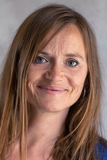 Imagine Karoline Munksnæs
