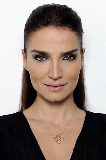 Imagine Ebru Akel