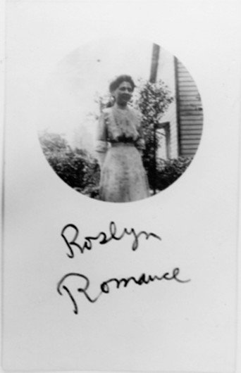 Roslyn Romance (1976)