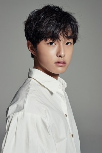 Yoon Chan-young