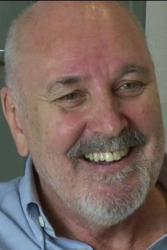 Chris Thomas headshot