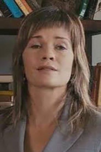 Elizabeth Mkandawie headshot