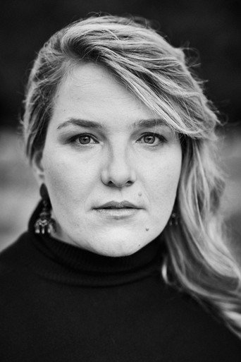 Anna Hintsの人物画像 2