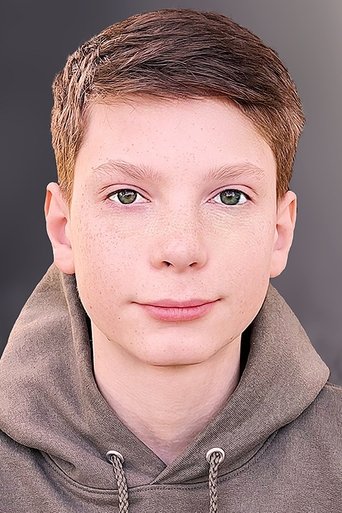 Everett Blunck headshot
