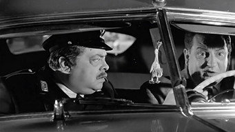 Поліцейські та злодії (1951)