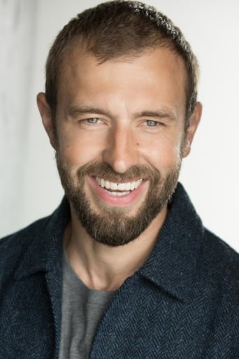 Benjamin Dilloway headshot