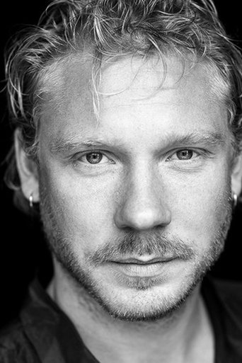 Linus Troedsson headshot