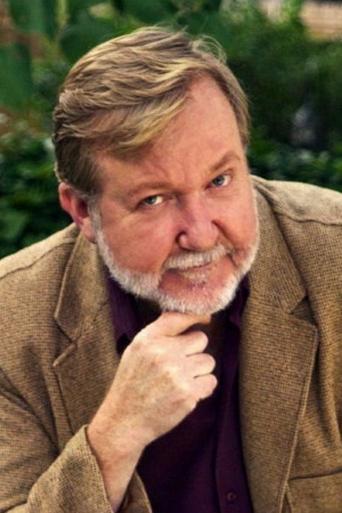 Daniel Burnley headshot