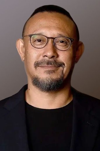 Jiang Wen headshot
