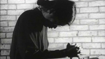 Essene (1972)