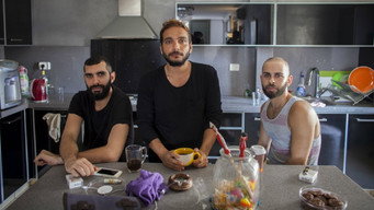 Escena 4 de Oriented