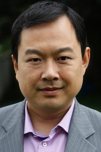 Сяосин Чен