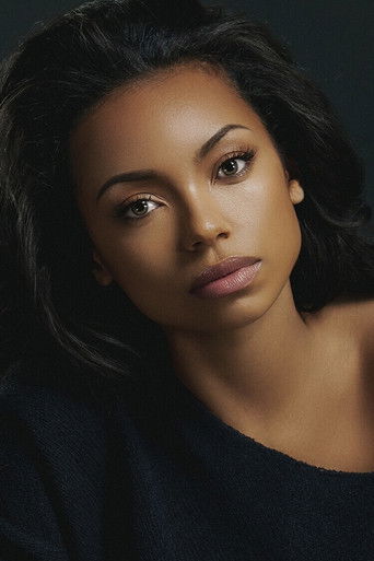 Foto de Logan Browning