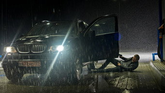 Cena 8 de Paranormal Drive