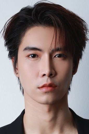 Patiphan Fueangfunuwat is Win