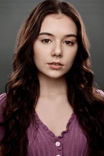 Julia Antonelli headshot