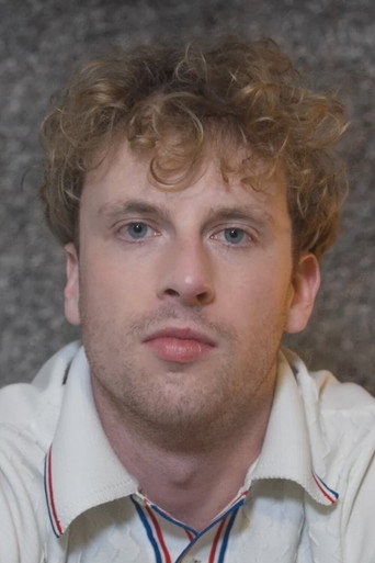 Oliver Scott