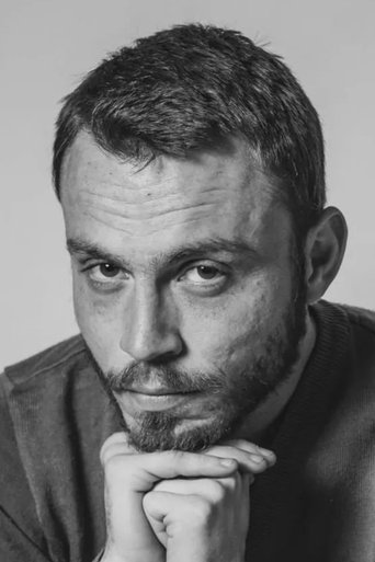 Eduardo Humaran headshot