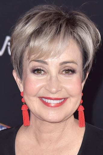 Annie Potts headshot