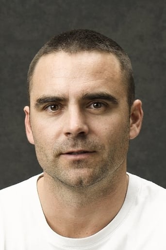 Image of Dustin Clare